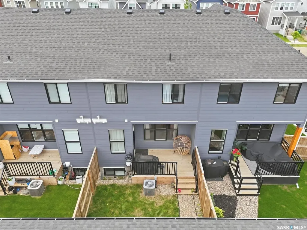 149 Rosewood Boulevard E Saskatoon SK S7V 0Z1