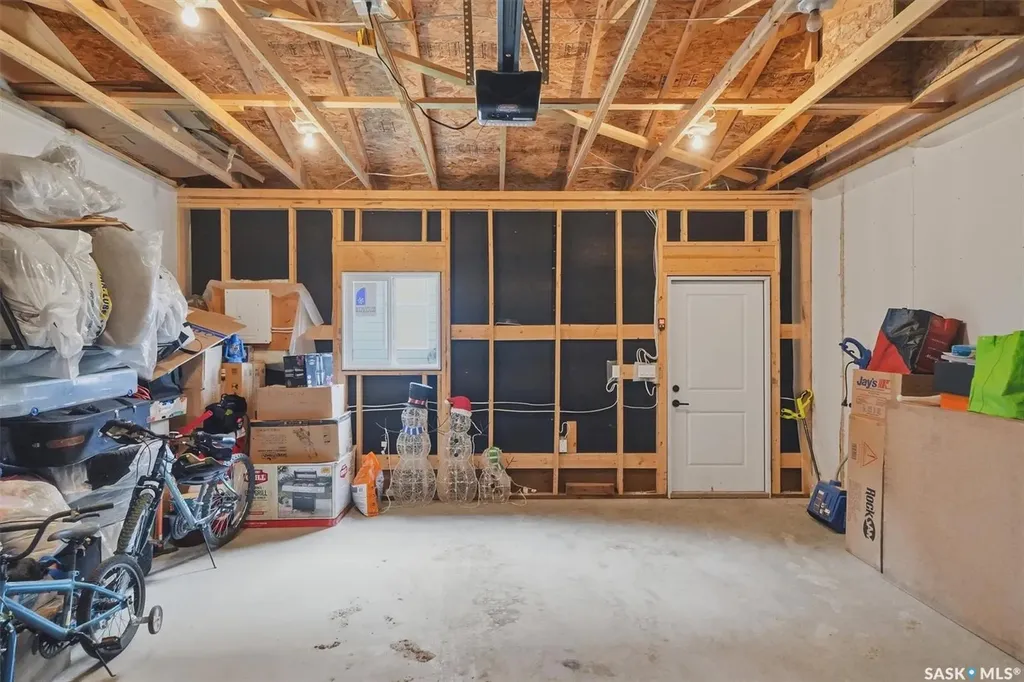 149 Rosewood Boulevard E Saskatoon SK S7V 0Z1