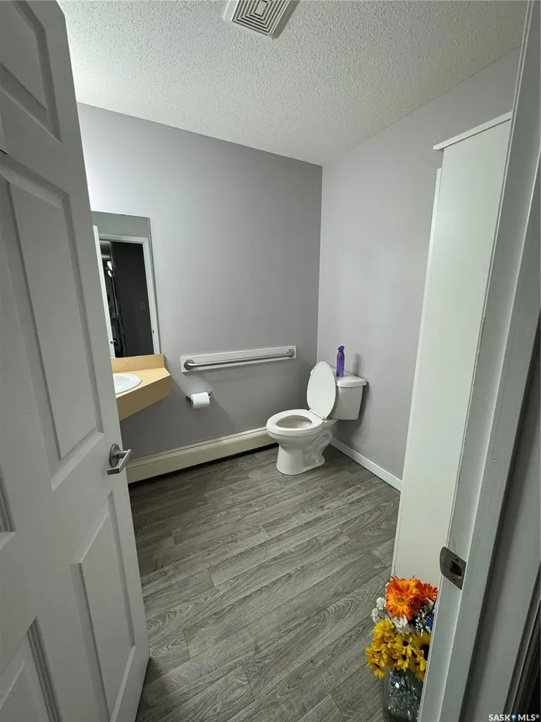 1601 1st Street Estevan SK S4A 0C3