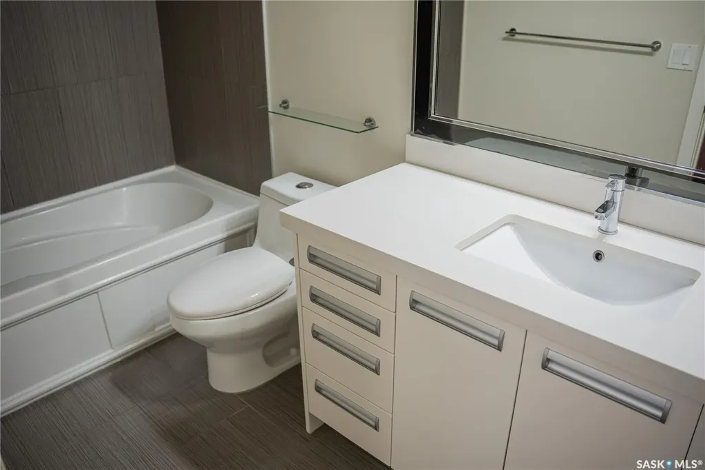 1015 Patrick Crescent Saskatoon SK S7W 0M4