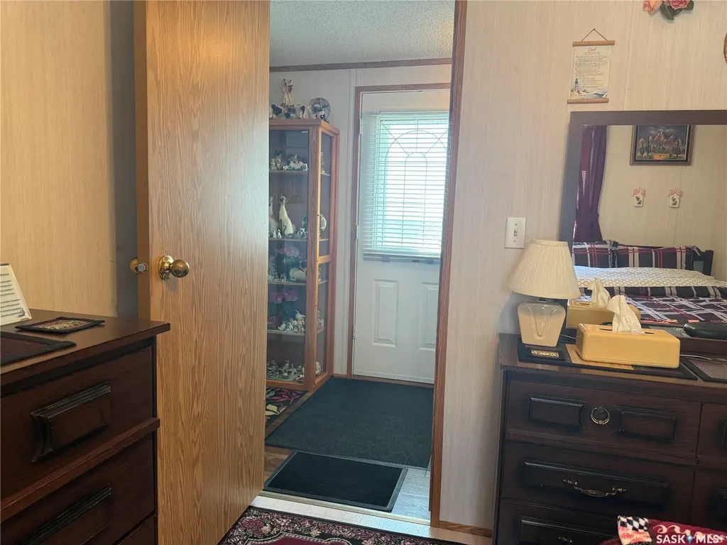 1455 9th Avenue NE Moose Jaw SK S6J 1C6
