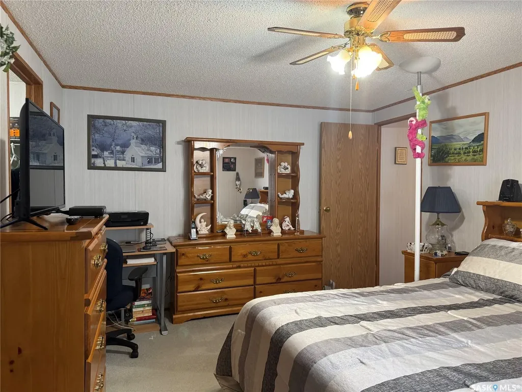 1455 9th Avenue NE Moose Jaw SK S6J 1C6
