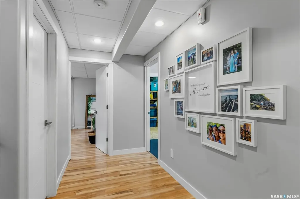 102 Plaxton Place Regina Beach SK S0G 4C0