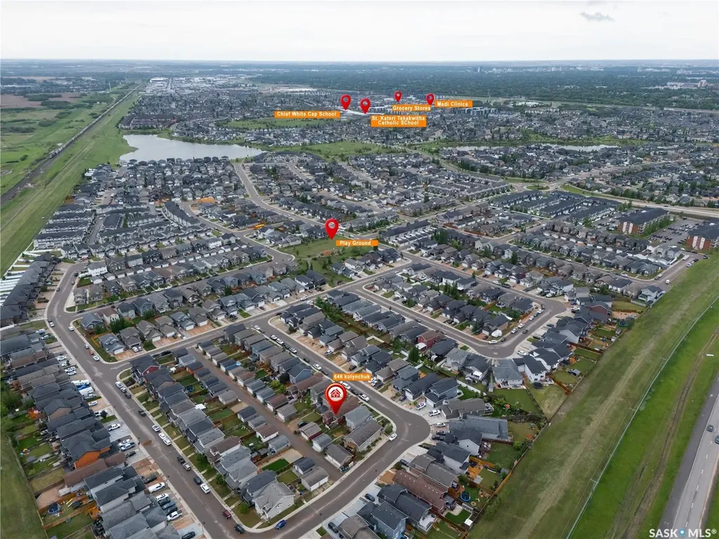 646 Kolynchuk Court Saskatoon SK S7T 0W2