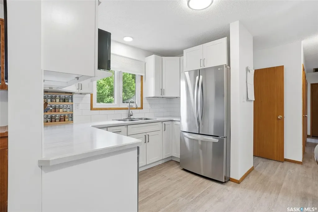 1317 East Centre Saskatoon SK S7J 3A8