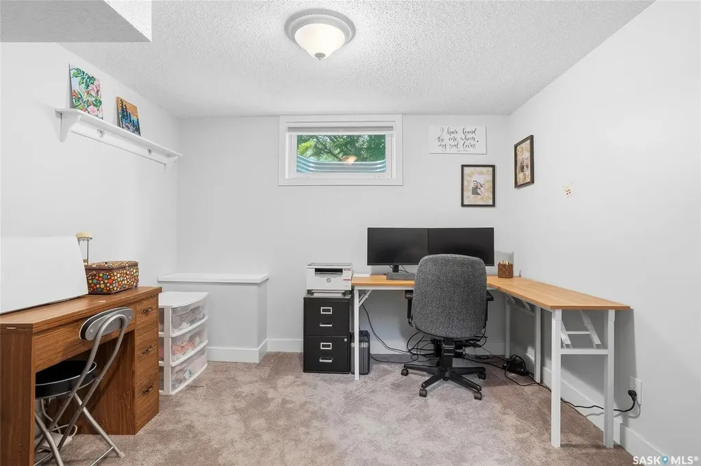 1317 East Centre Saskatoon SK S7J 3A8