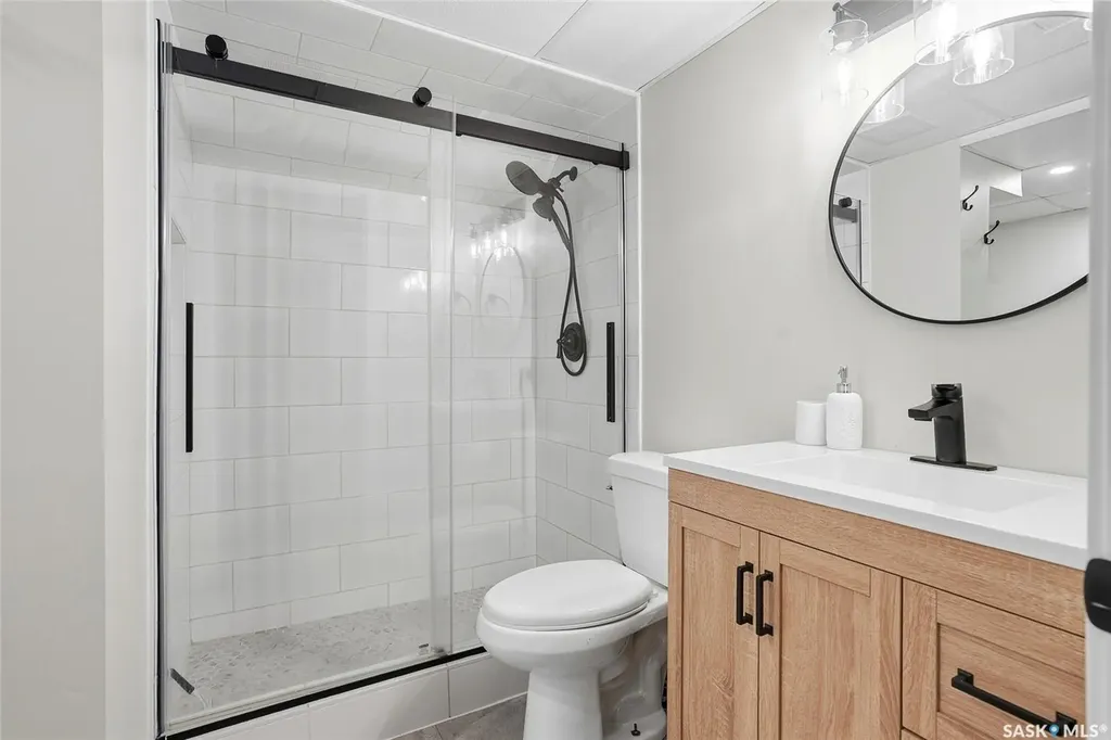 1317 East Centre Saskatoon SK S7J 3A8