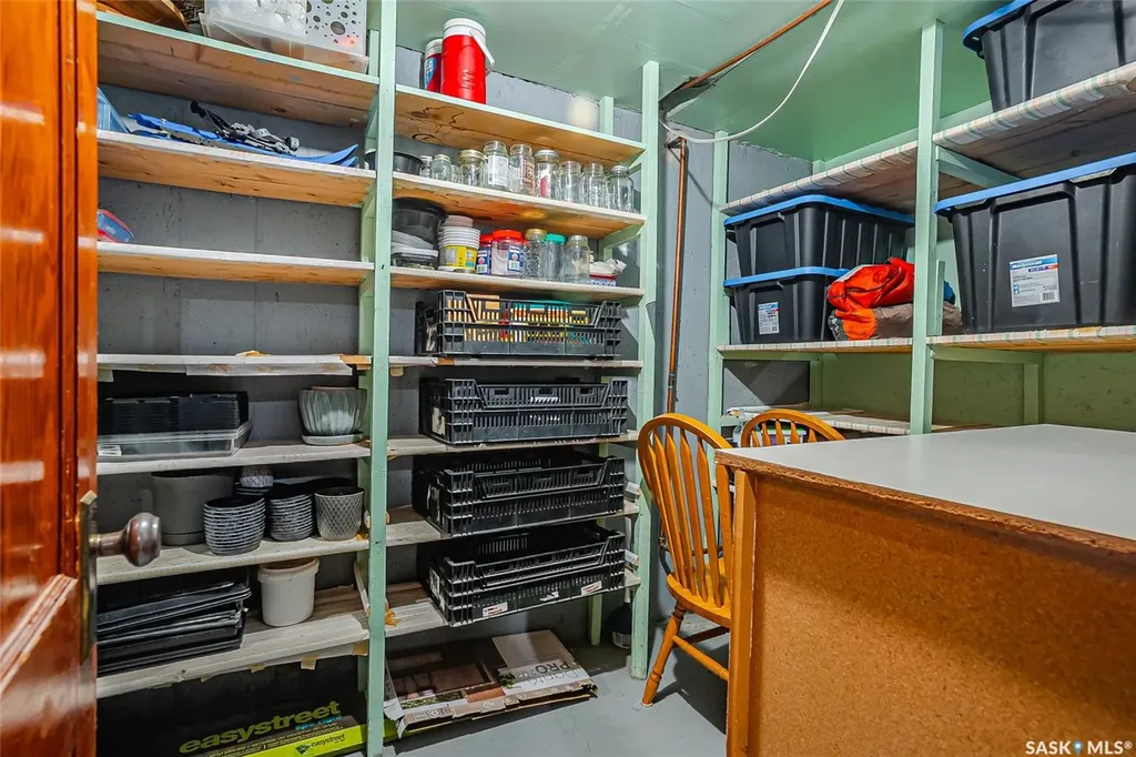 1317 East Centre Saskatoon SK S7J 3A8