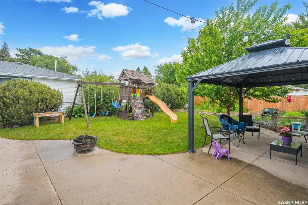 1317 East Centre Saskatoon SK S7J 3A8