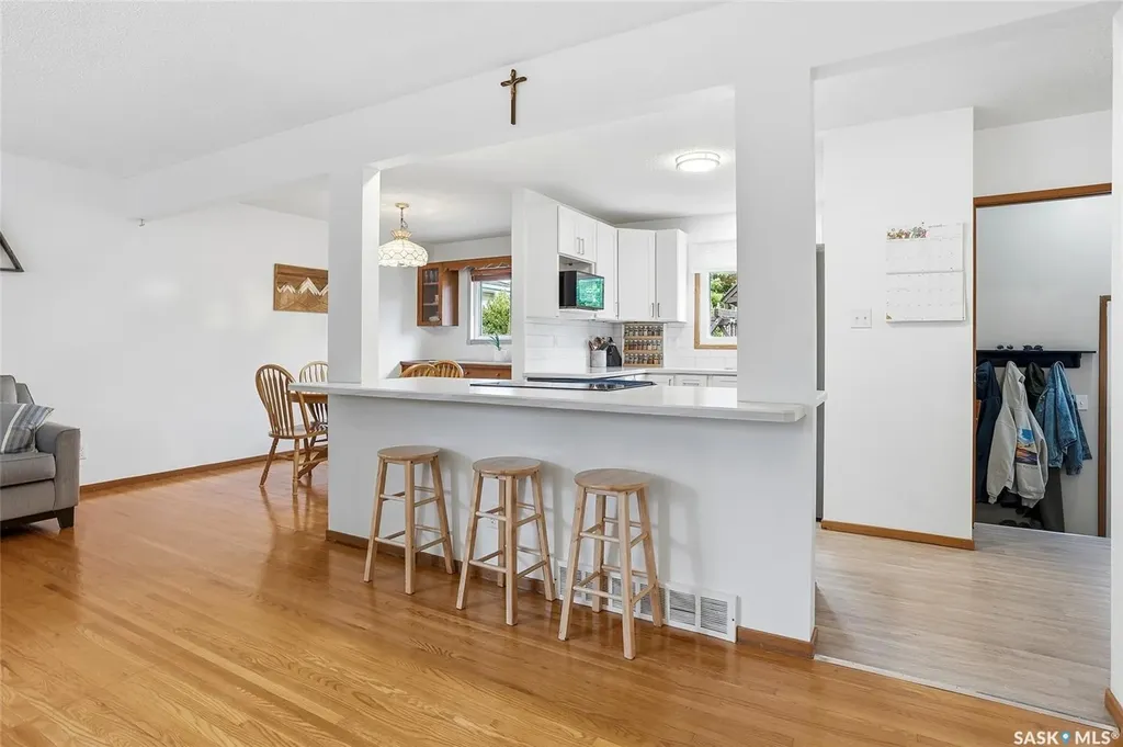 1317 East Centre Saskatoon SK S7J 3A8