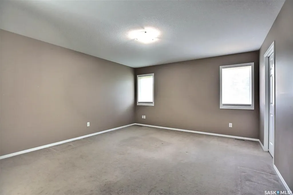7218 Wascana Cove Way Regina SK S4V 3G2