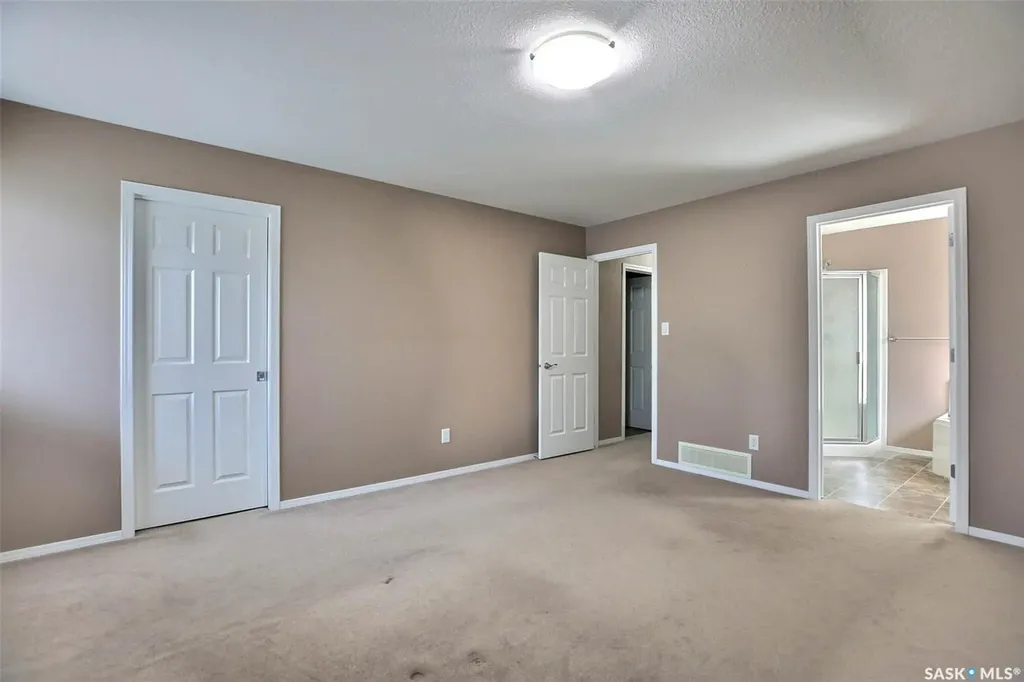 7218 Wascana Cove Way Regina SK S4V 3G2