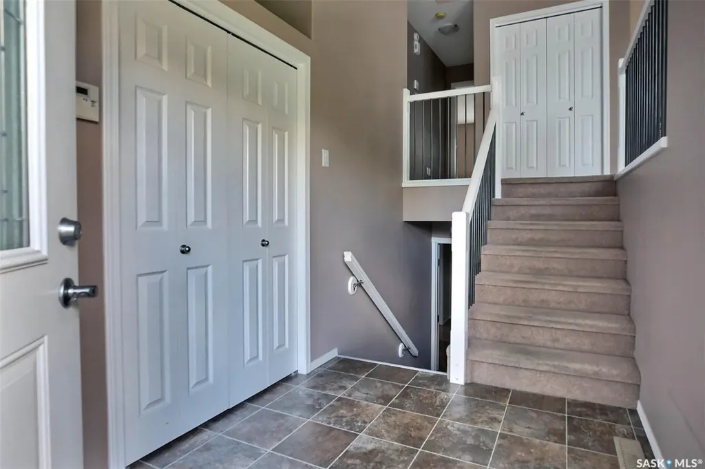 7218 Wascana Cove Way Regina SK S4V 3G2