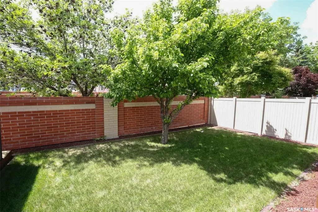 7218 Wascana Cove Way Regina SK S4V 3G2