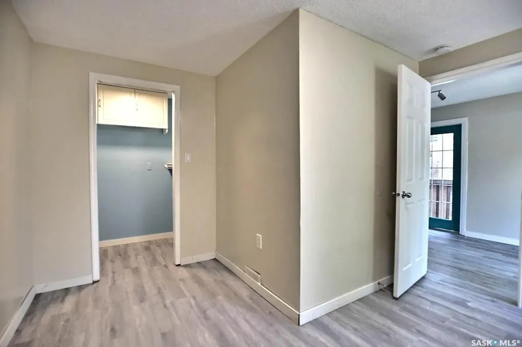 424 Arthur Street Regina SK S4R 4X4
