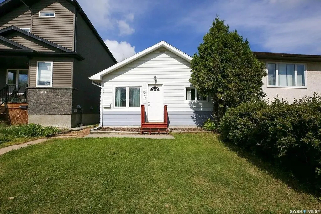 424 Arthur Street Regina SK S4R 4X4