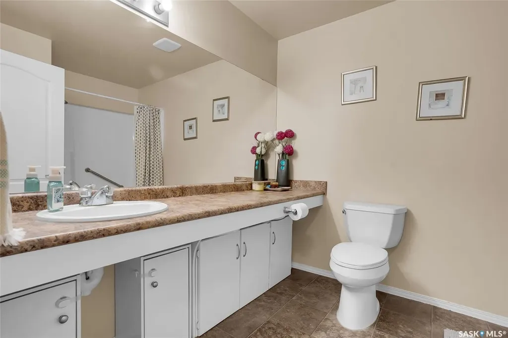 135 Keedwell Street Saskatoon SK S7W 0A3