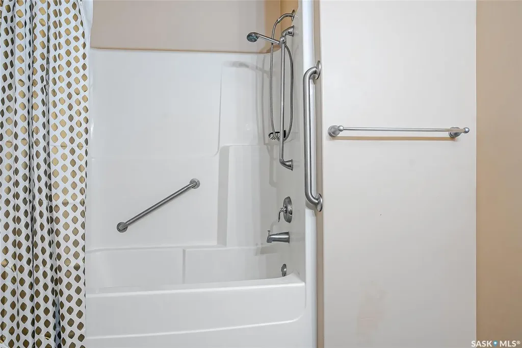 135 Keedwell Street Saskatoon SK S7W 0A3