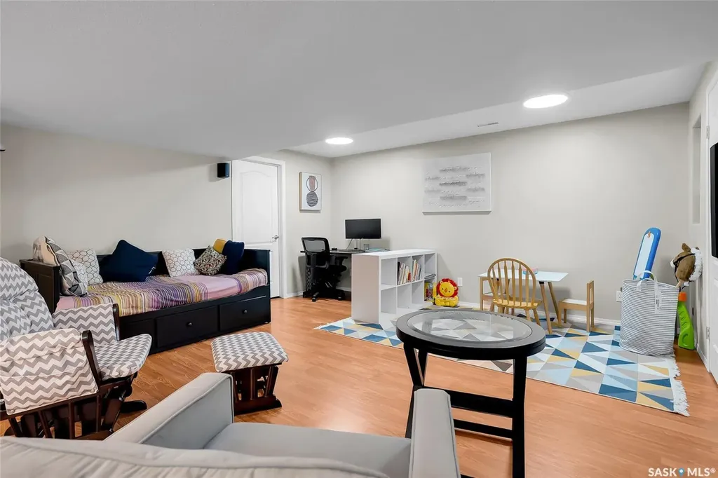 135 Keedwell Street Saskatoon SK S7W 0A3