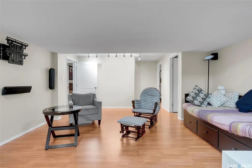 135 Keedwell Street Saskatoon SK S7W 0A3