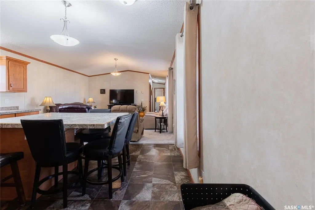 1455 9th Avenue NE Moose Jaw SK S6J 1C6
