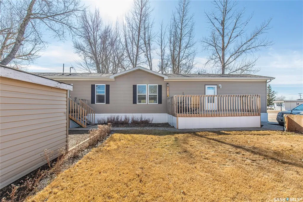 1455 9th Avenue NE Moose Jaw SK S6J 1C6