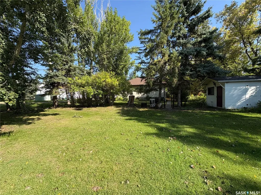 410 5th Avenue S Langenburg SK S0A 2A0