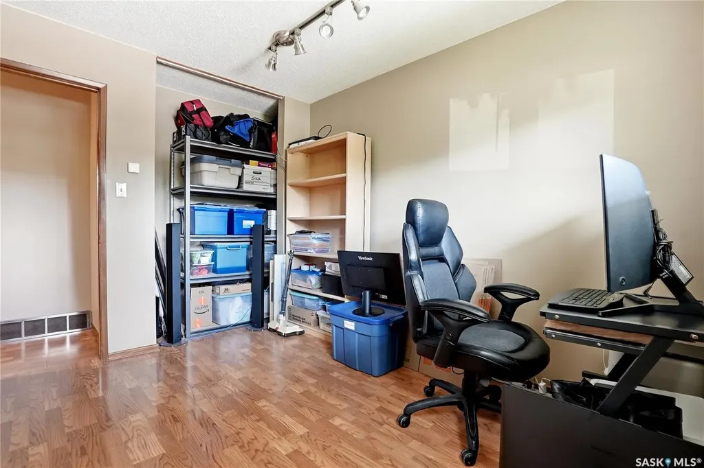 154 Mount Allison Crescent Saskatoon SK S7H 4A5