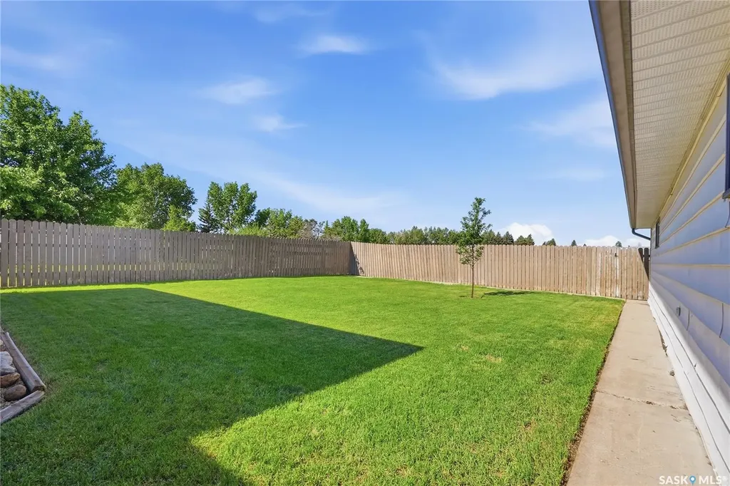 154 Mount Allison Crescent Saskatoon SK S7H 4A5