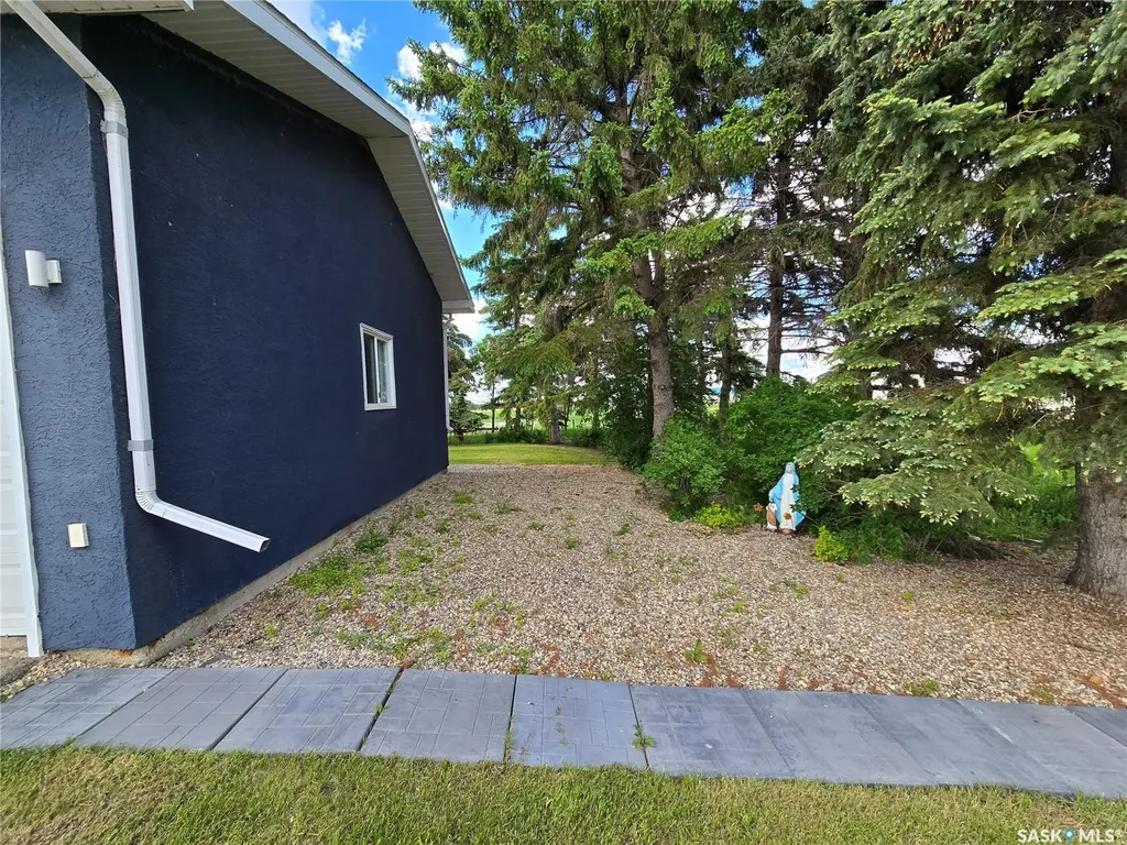Rural Address Montmartre SK S0G 3M0
