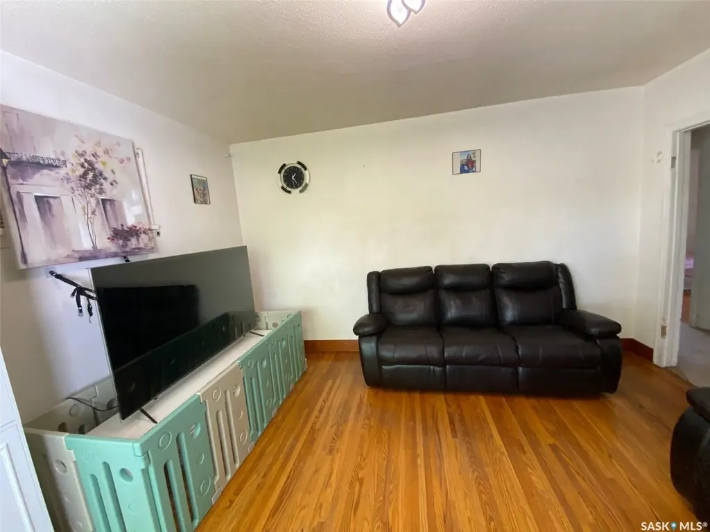 216 Maple Avenue Yorkton SK S3N 2W1