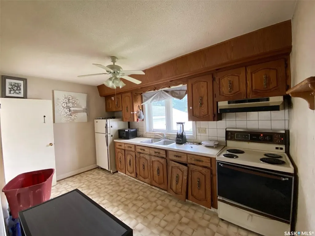 216 Maple Avenue Yorkton SK S3N 2W1