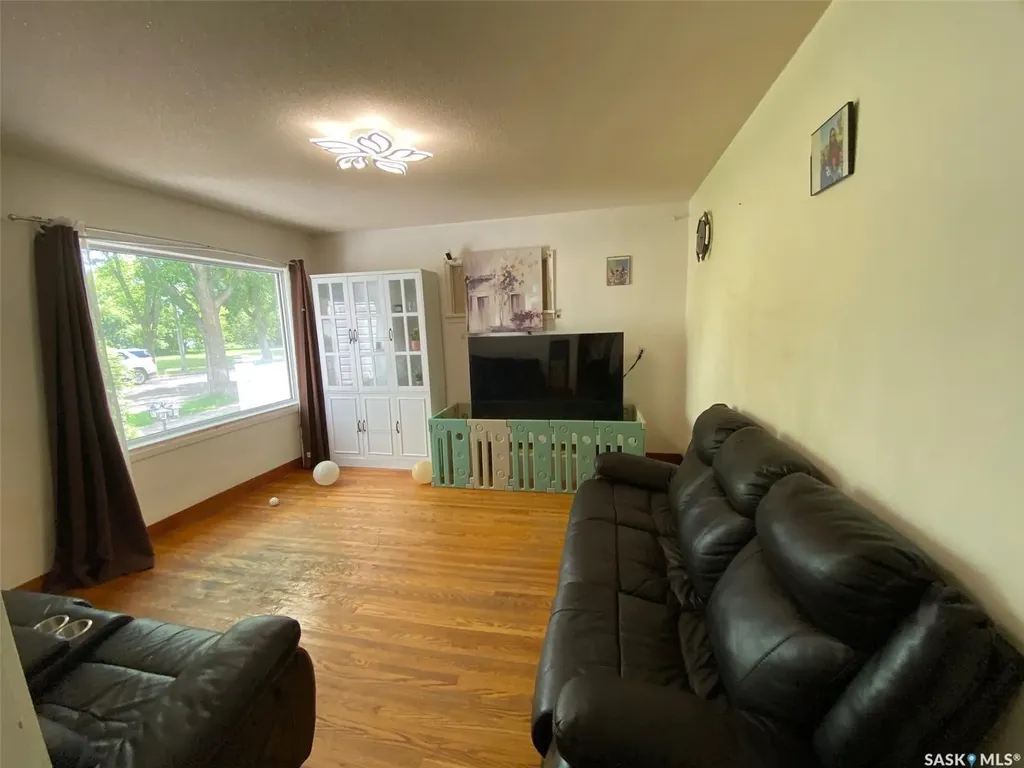 216 Maple Avenue Yorkton SK S3N 2W1