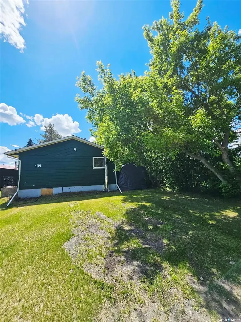 409 Royal Place Gerald SK S0A 1B0