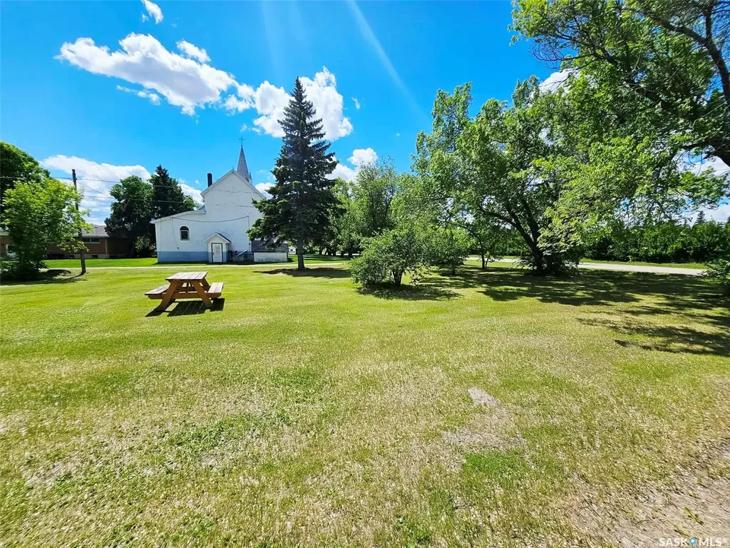 409 Royal Place Gerald SK S0A 1B0
