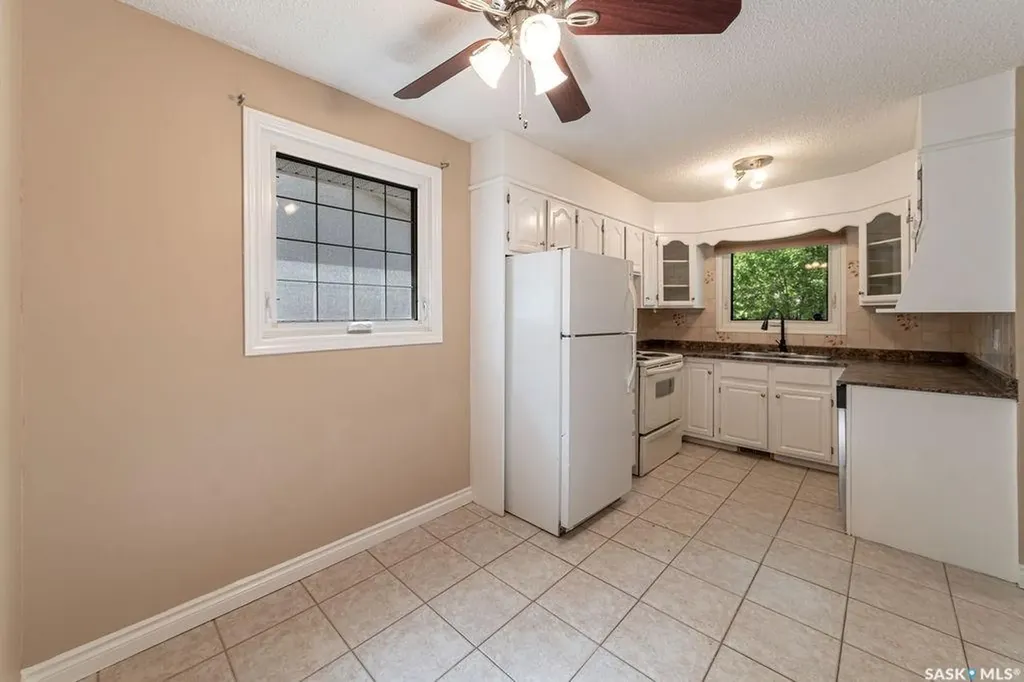 5948 Mckinley Avenue Regina SK S4T 6P3