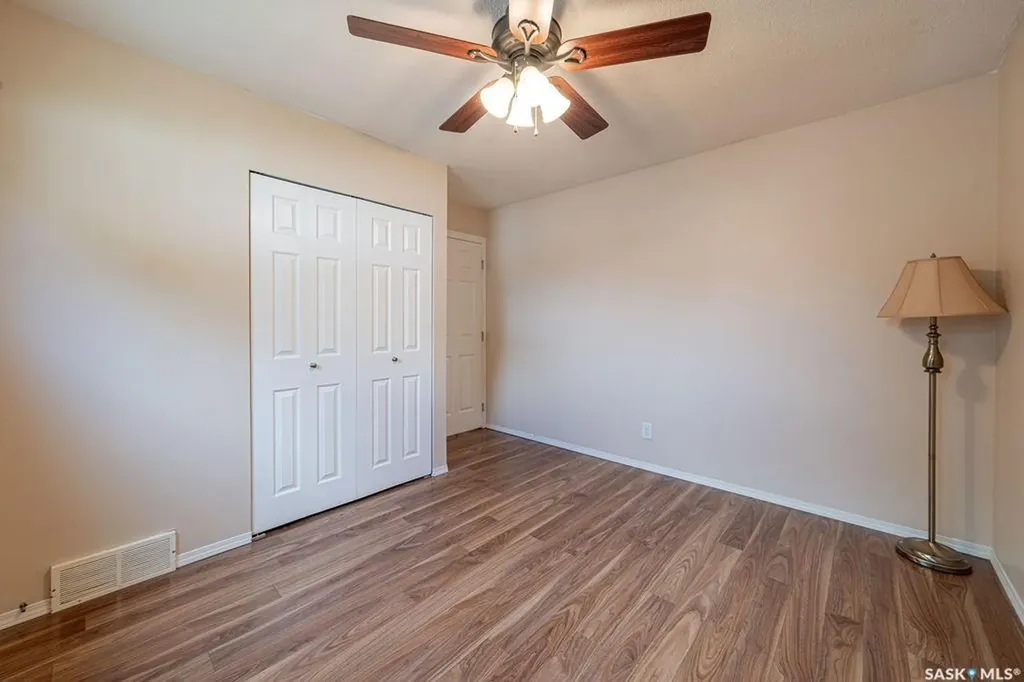 5948 Mckinley Avenue Regina SK S4T 6P3