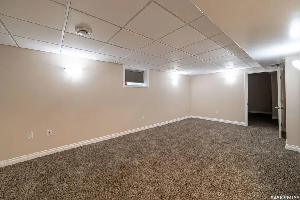 5948 Mckinley Avenue Regina SK S4T 6P3