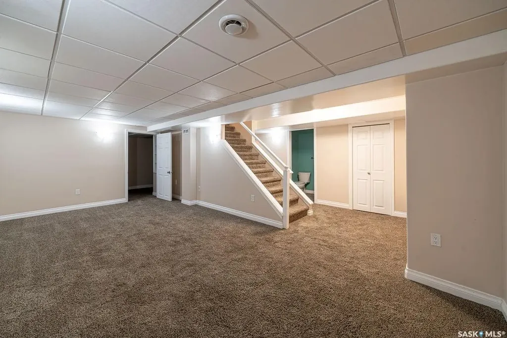 5948 Mckinley Avenue Regina SK S4T 6P3