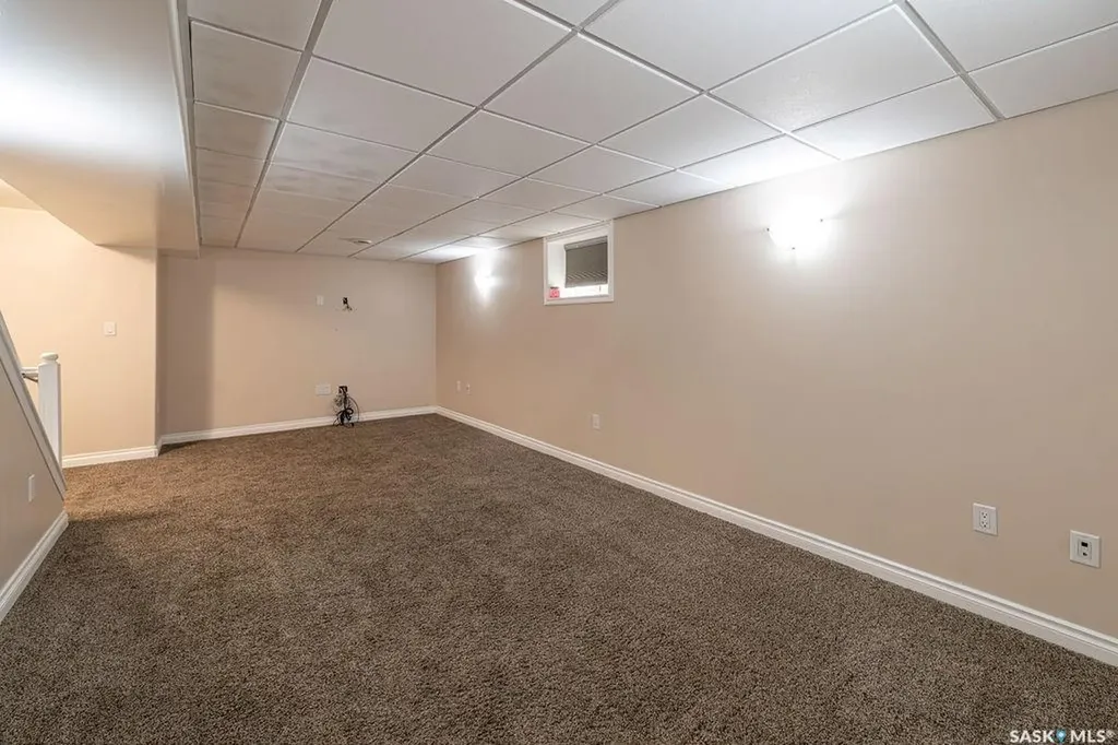 5948 Mckinley Avenue Regina SK S4T 6P3