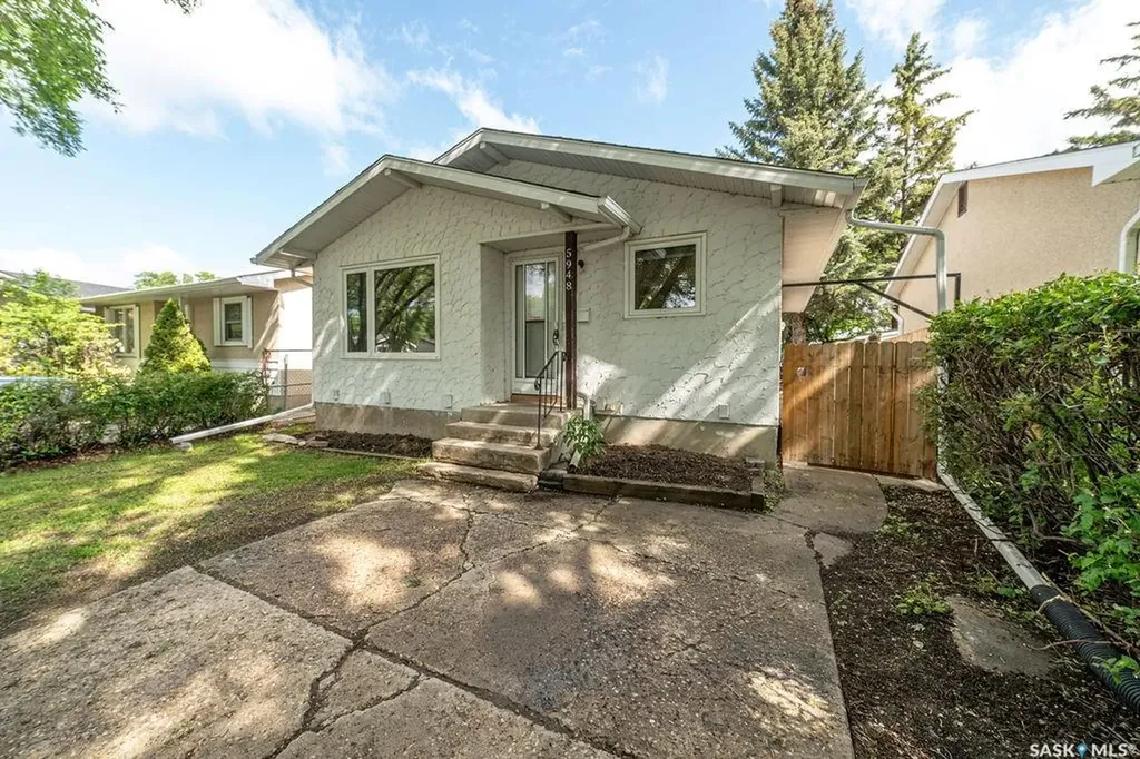 5948 Mckinley Avenue Regina SK S4T 6P3