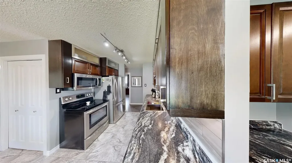 128 Riddell Crescent Regina SK S4S 5L3
