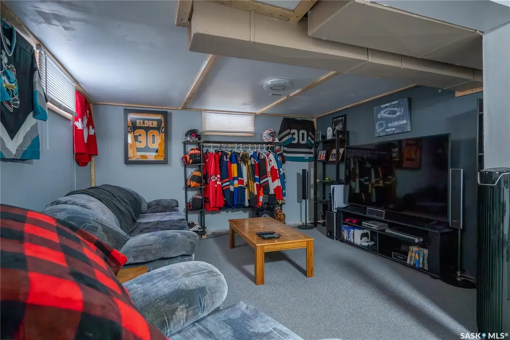 374 Fourth Avenue N Yorkton SK S3N 1B6