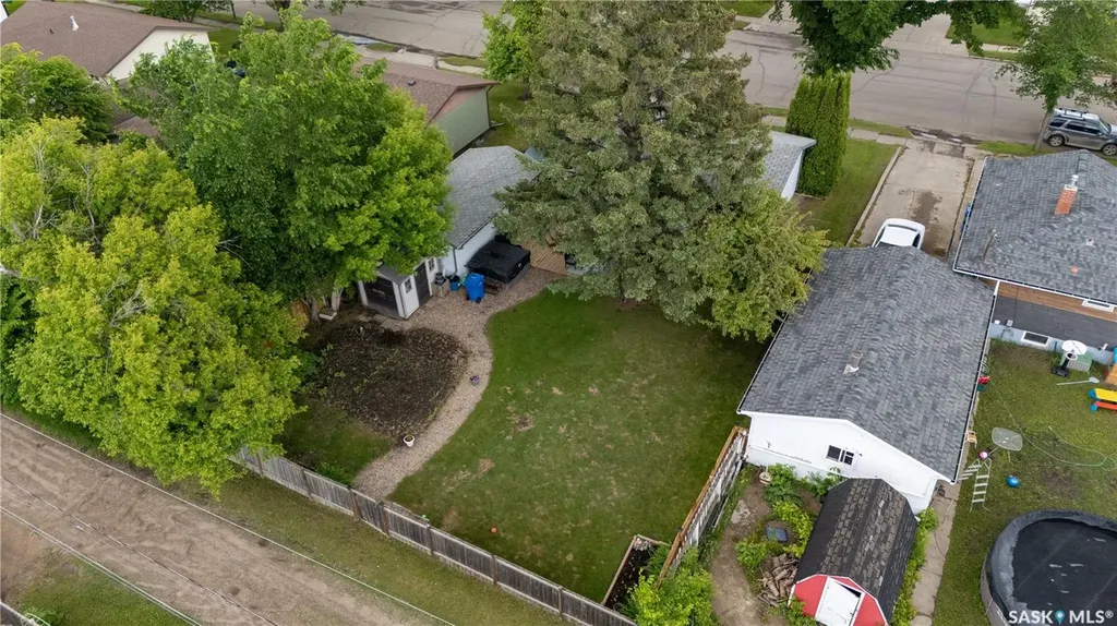 374 Fourth Avenue N Yorkton SK S3N 1B6