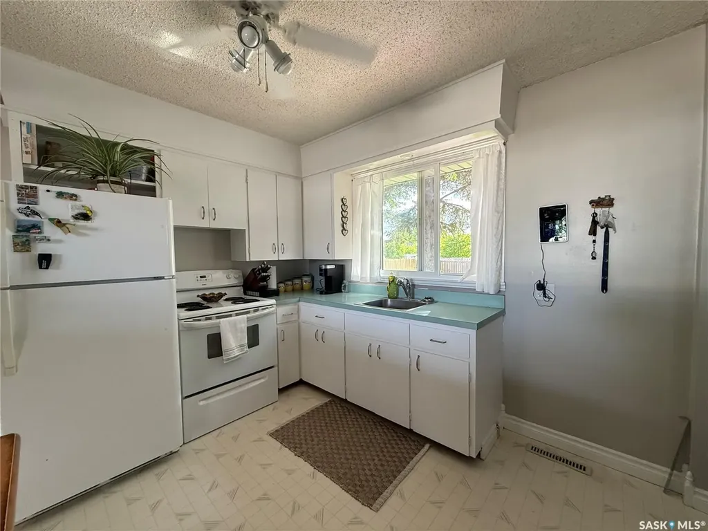 374 Fourth Avenue N Yorkton SK S3N 1B6