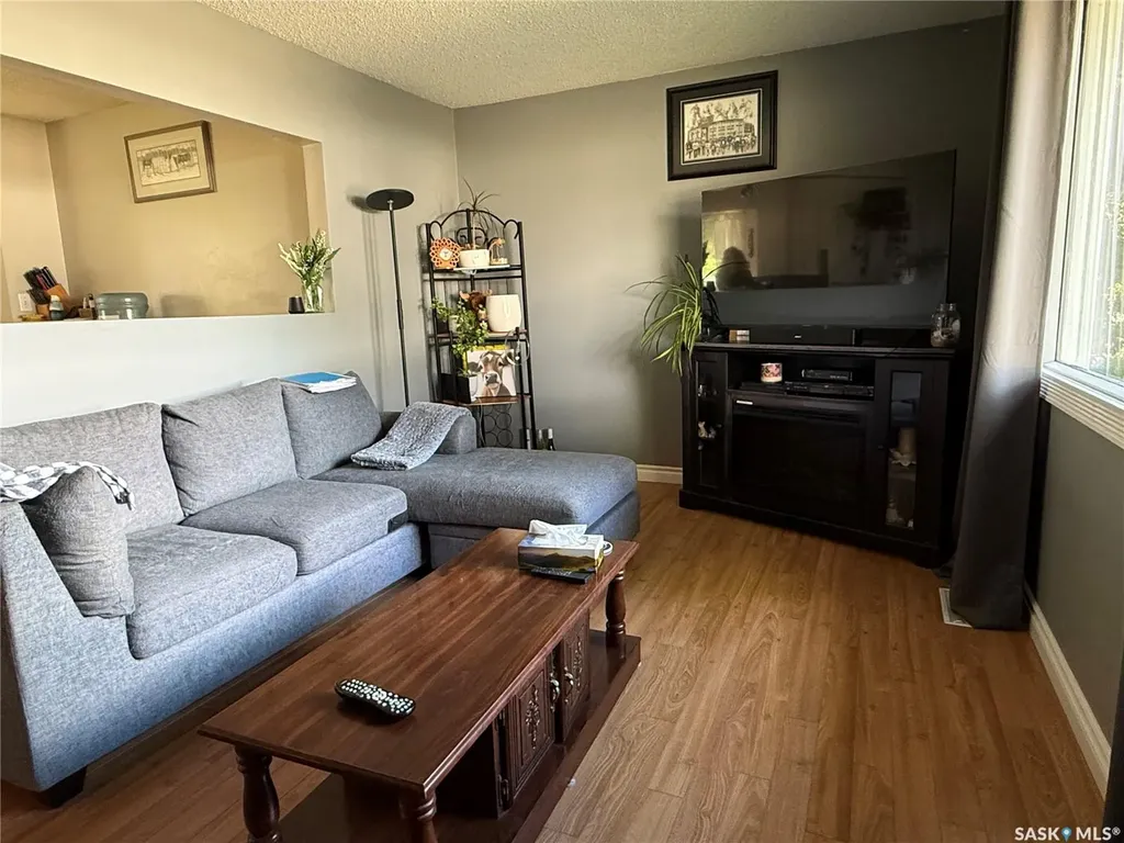 374 Fourth Avenue N Yorkton SK S3N 1B6