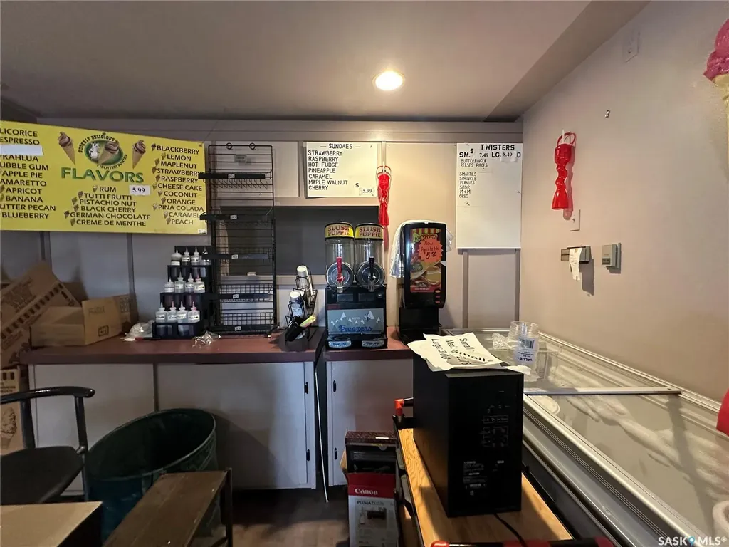 116 Center Street Ponteix SK S4N 0E1