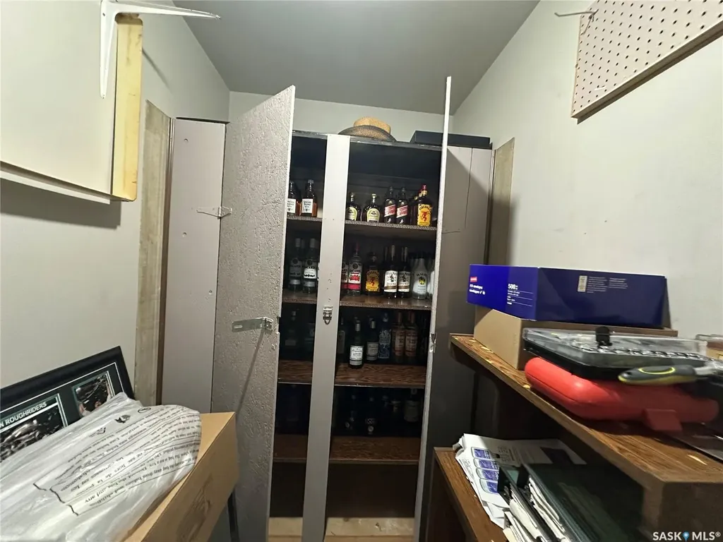 116 Center Street Ponteix SK S4N 0E1