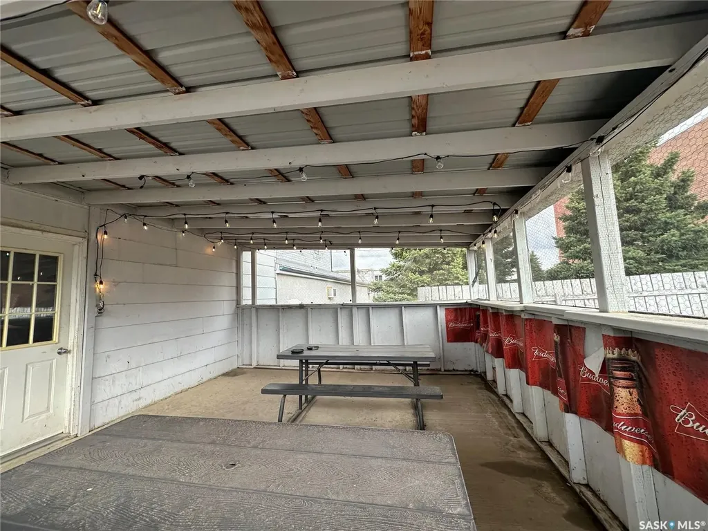 116 Center Street Ponteix SK S4N 0E1