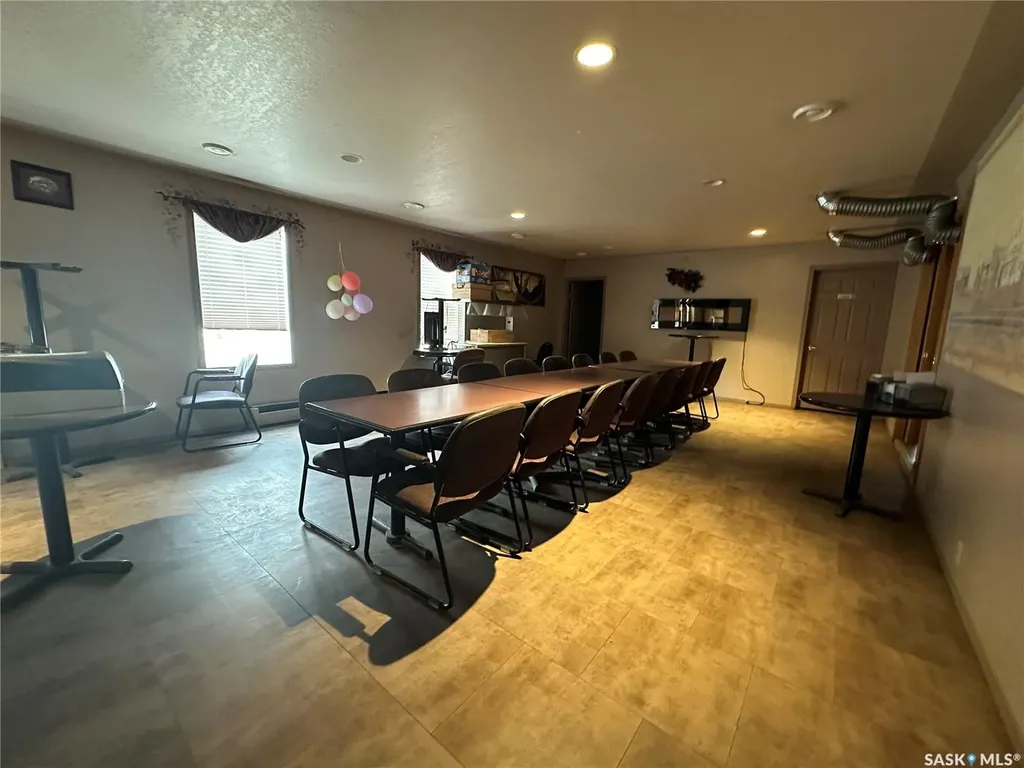 116 Center Street Ponteix SK S4N 0E1